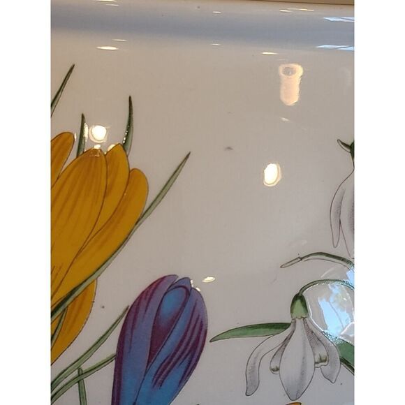 Portmeirion 'The Botanic Garden' 8.5" Round Romantic Vegetable/Salad Bowl Crocus - Picture 8 of 16